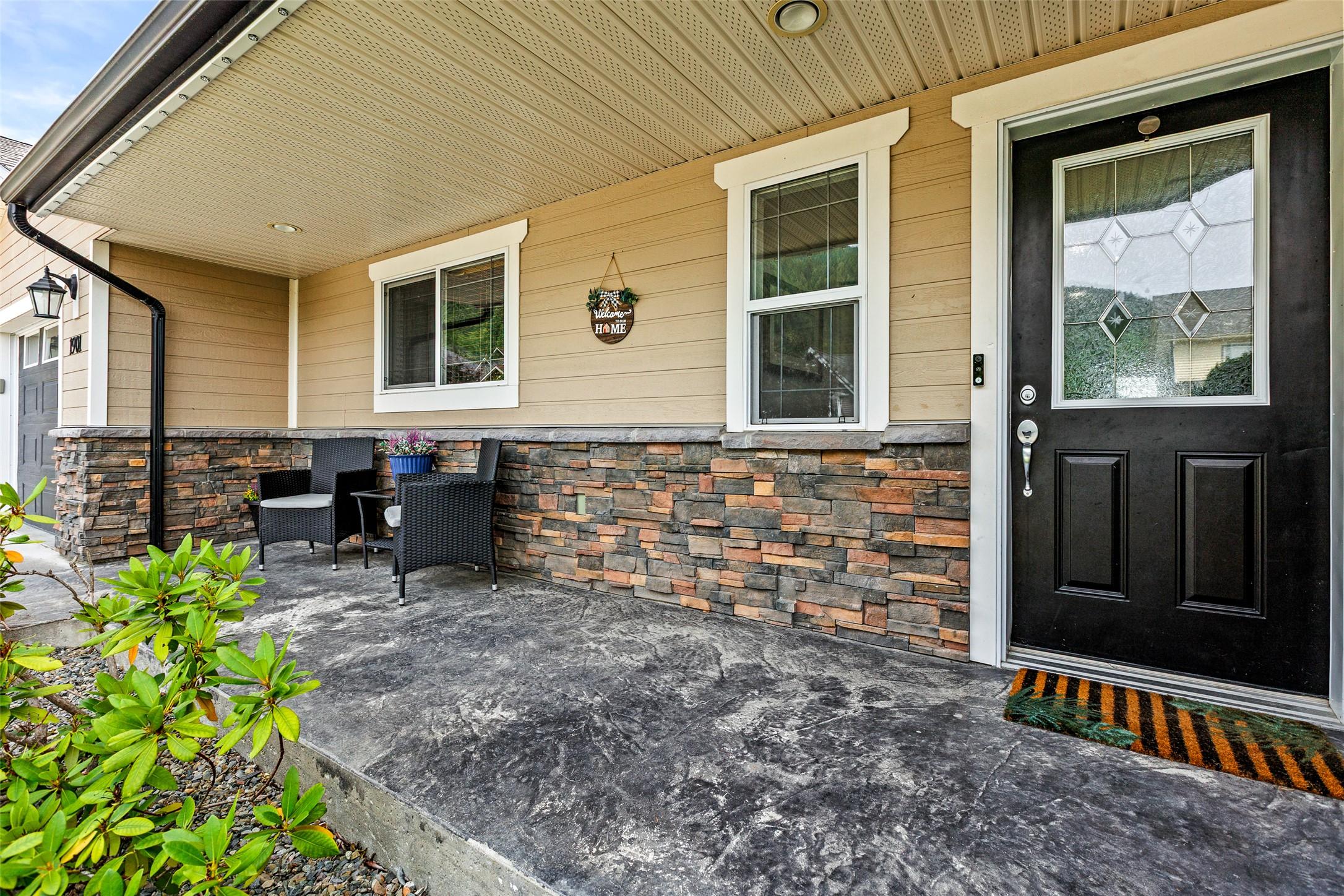 1901 Alder Street, Creston, BC - Outdoor With Deck Patio Veranda With Exterior