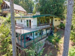2610 Gunwhale Rd Pender Island, BC V0N 2M2
