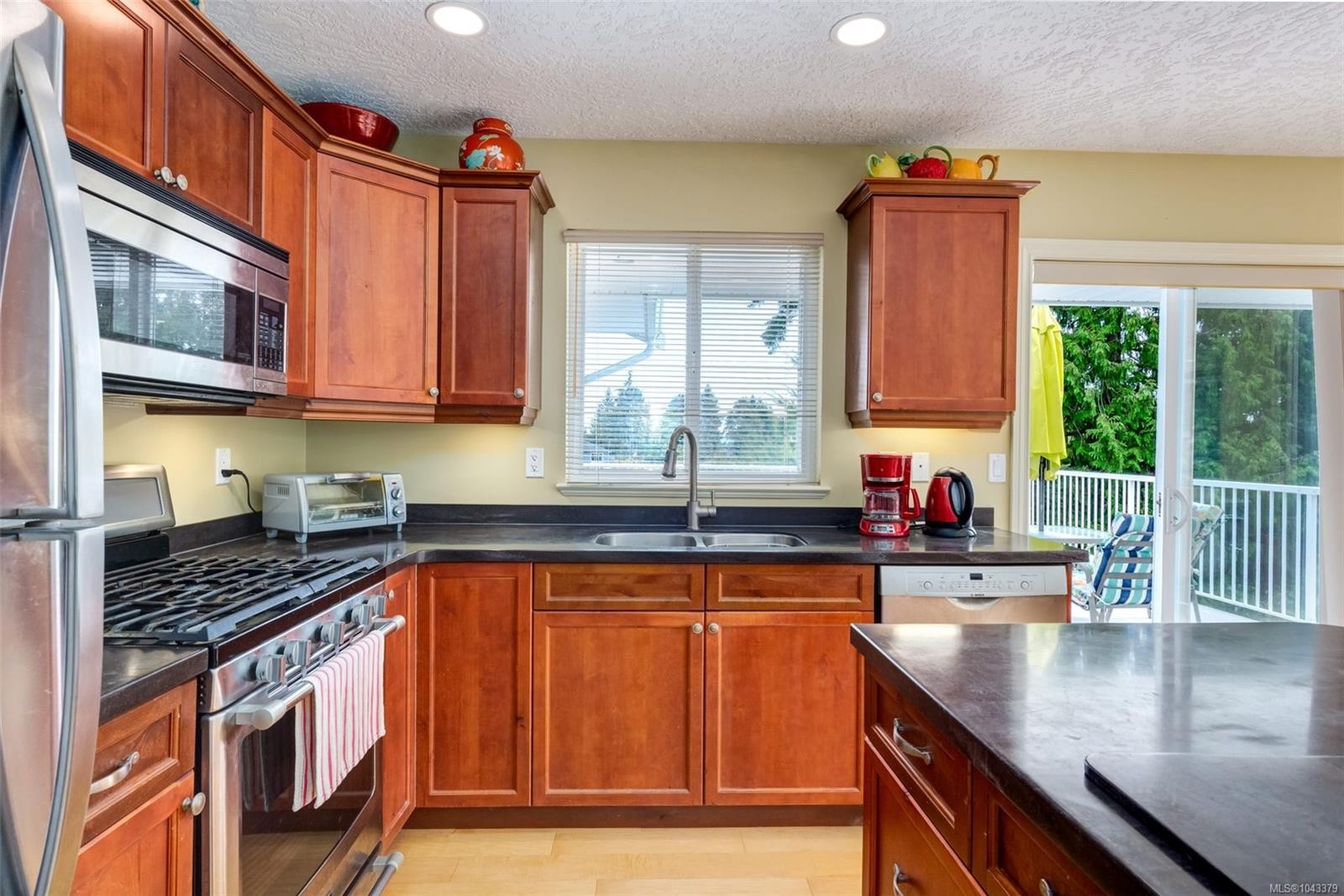 1731 Dar'S Pl, Qualicum Beach, BC