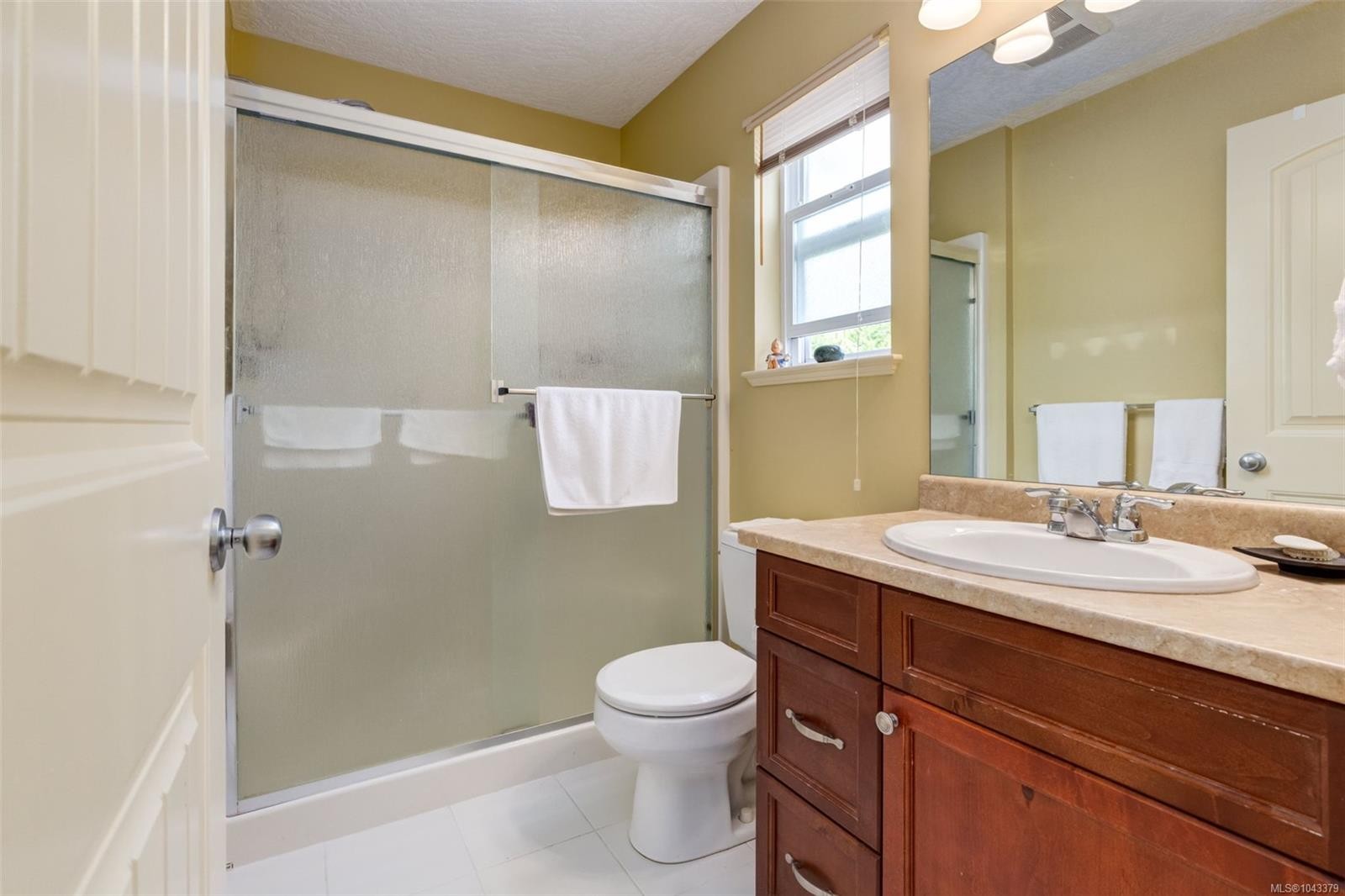 1731 Dar'S Pl, Qualicum Beach, BC