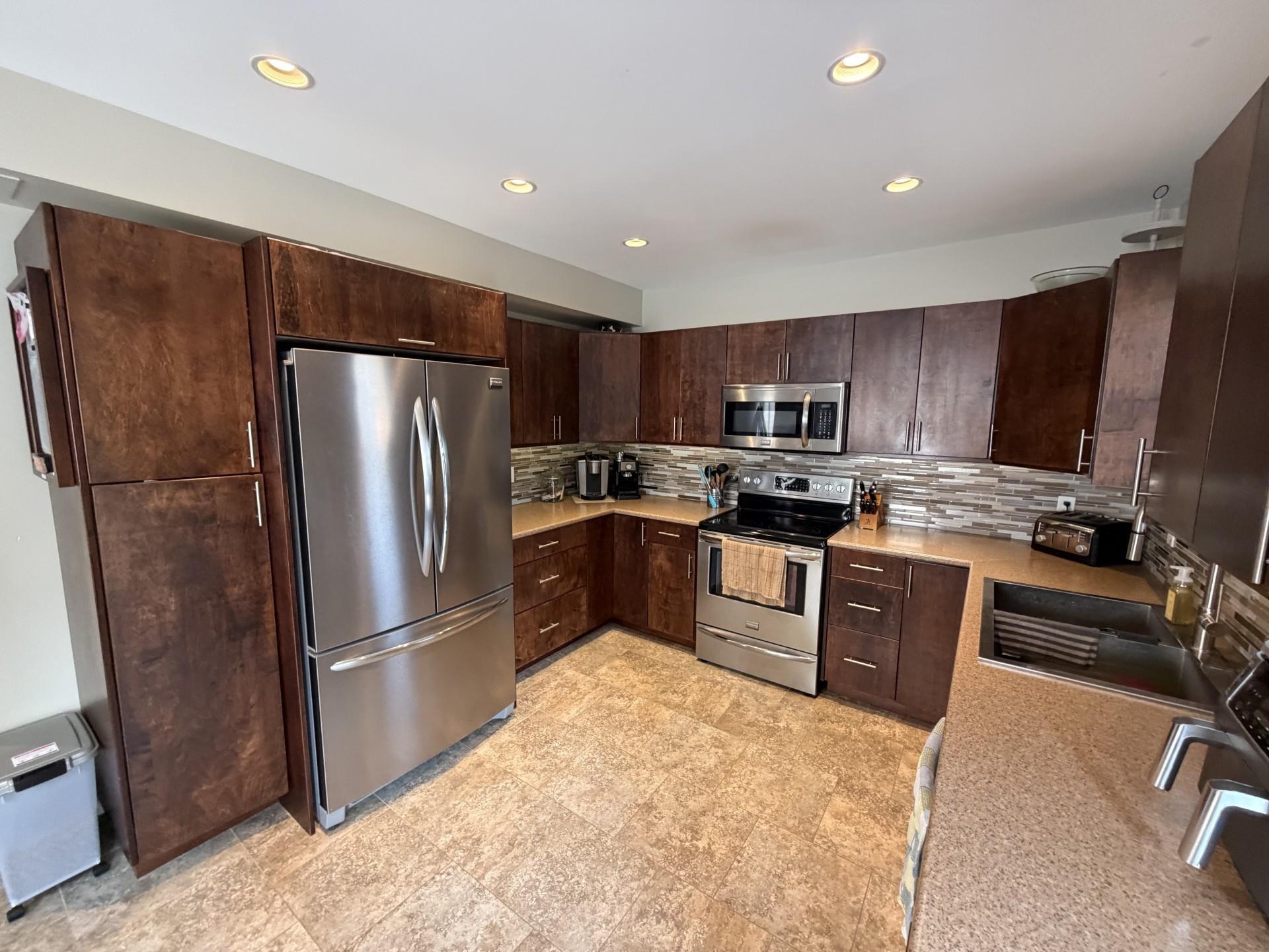 338 Dacre Street, Thunder Bay, ON - Indoor Photo Showing Kitchen