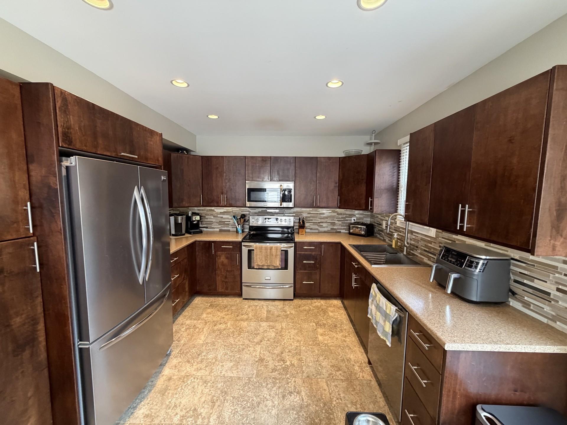 338 Dacre Street, Thunder Bay, ON - Indoor Photo Showing Kitchen