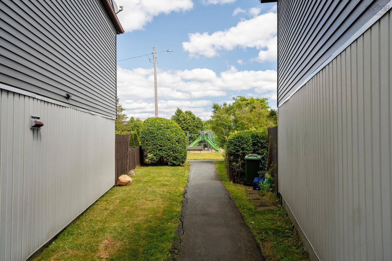 103 Bromley Road, Halifax, NS - Outdoor