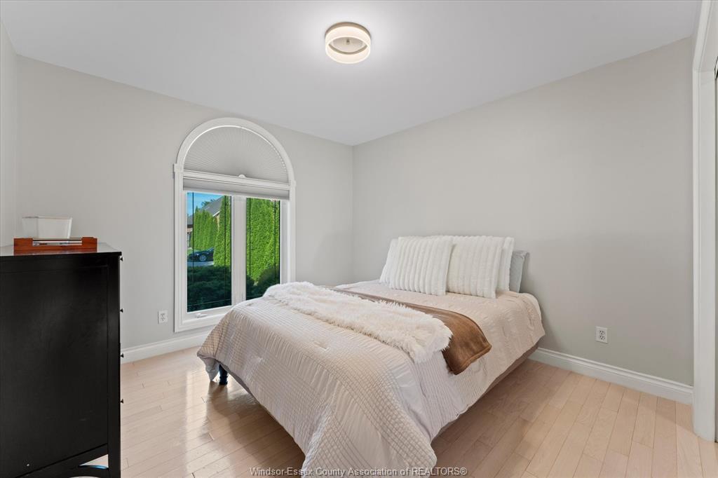 2689 Buttery Street, Windsor, ON - Indoor Photo Showing Bedroom