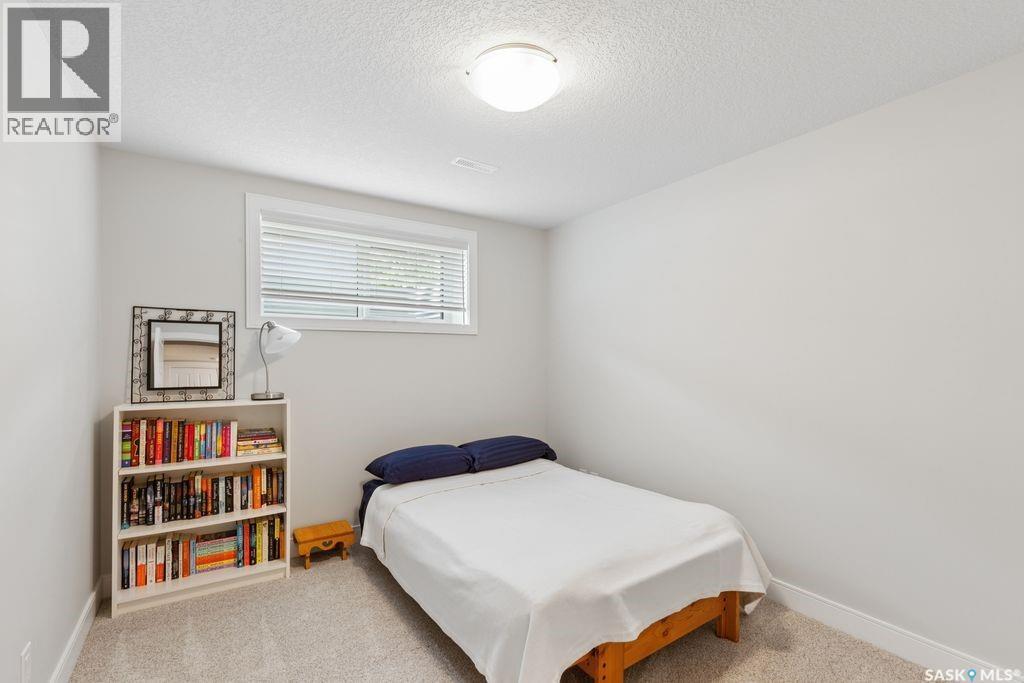 68 103 Pohorecky Crescent, Saskatoon, SK - Indoor Photo Showing Bedroom