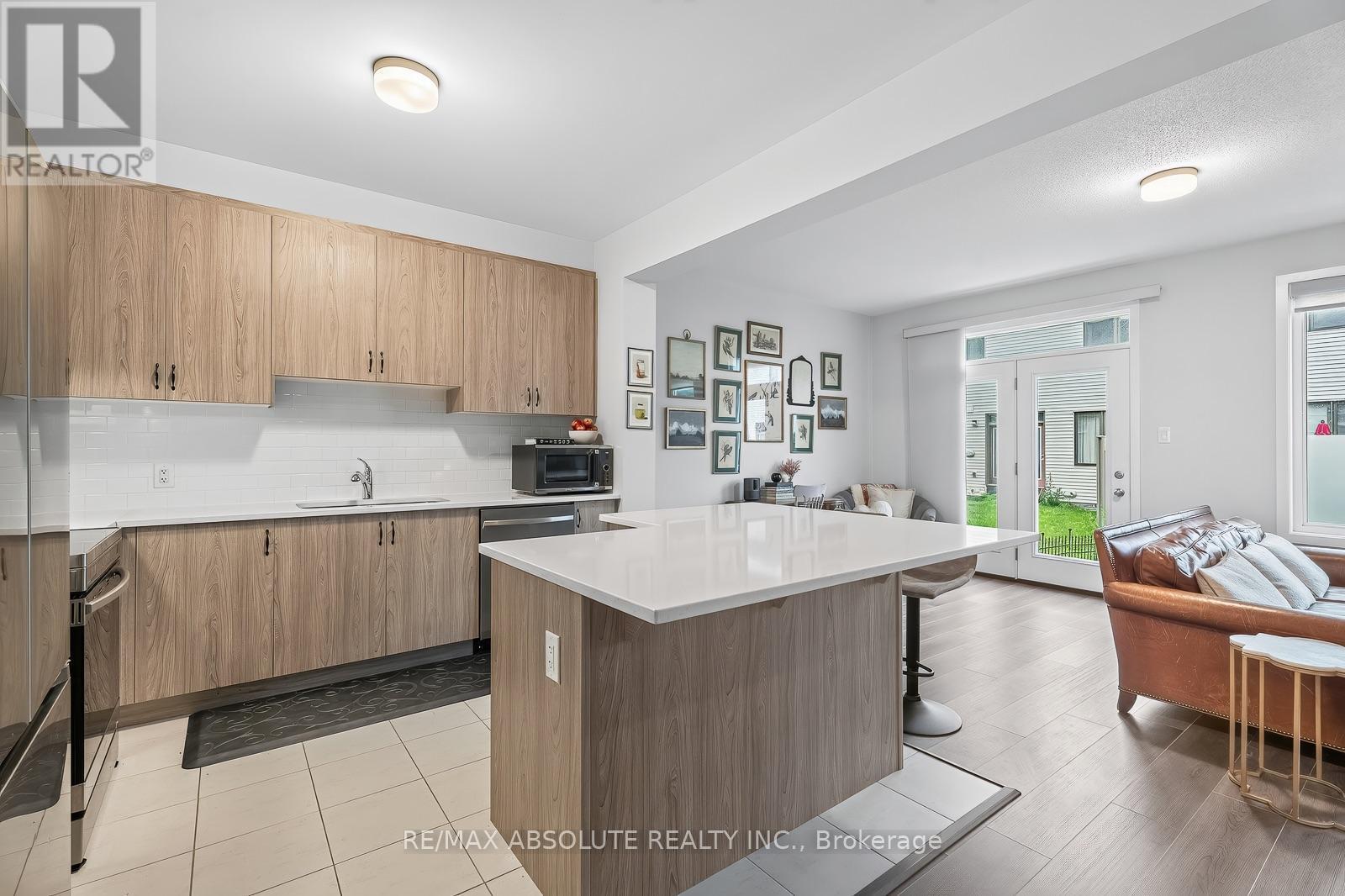 235 Billrian Crescent, Ottawa, ON - Indoor Photo Showing Kitchen