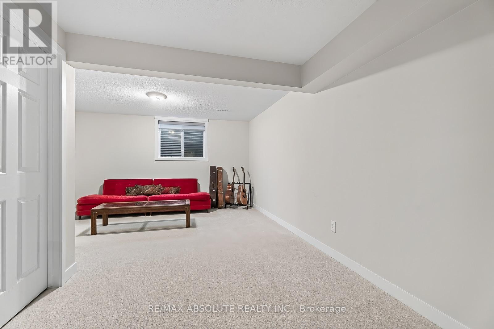 235 Billrian Crescent, Ottawa, ON - Indoor