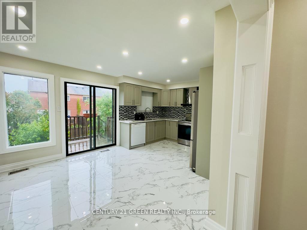 24 Sullivan Drive, Ajax, ON - Indoor