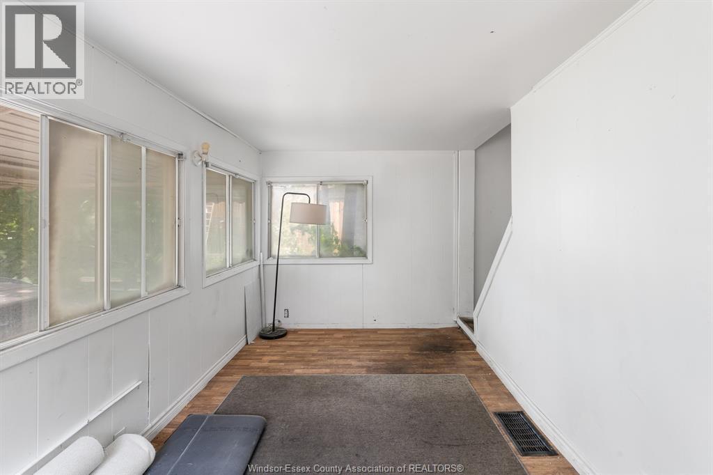 691 Randolph, Windsor, ON - Indoor Photo Showing Other Room