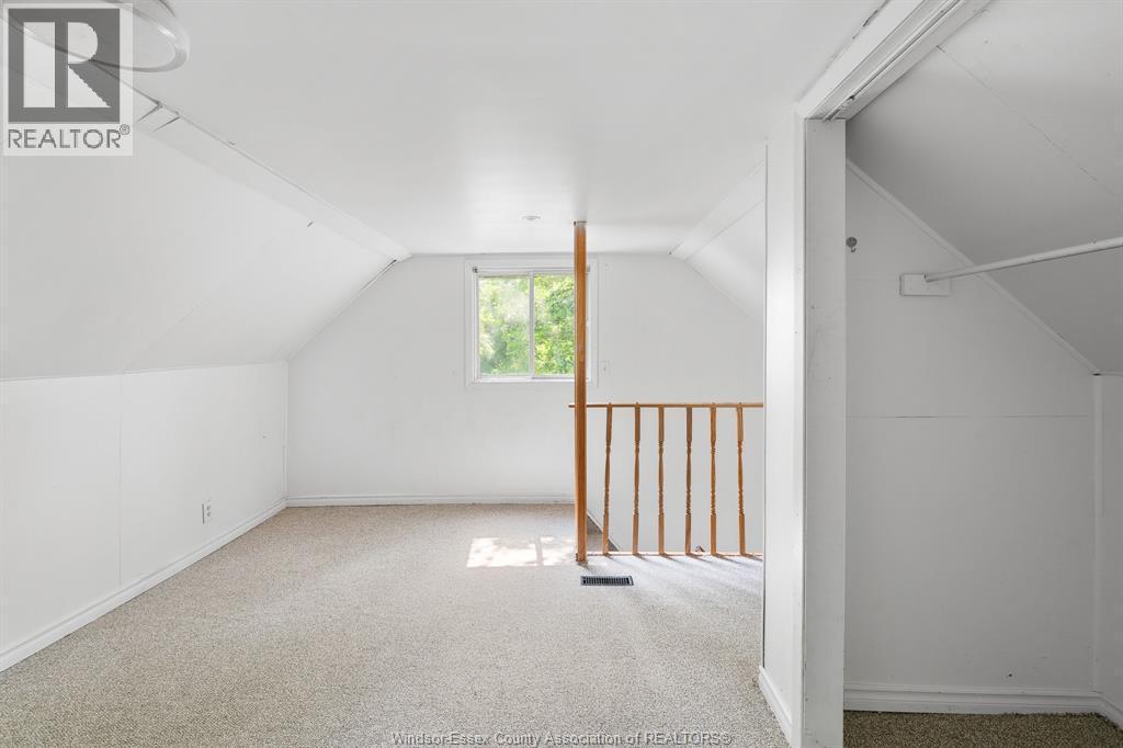 691 Randolph, Windsor, ON - Indoor Photo Showing Other Room