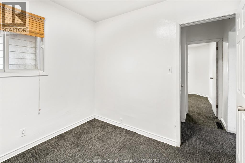 691 Randolph, Windsor, ON - Indoor Photo Showing Other Room