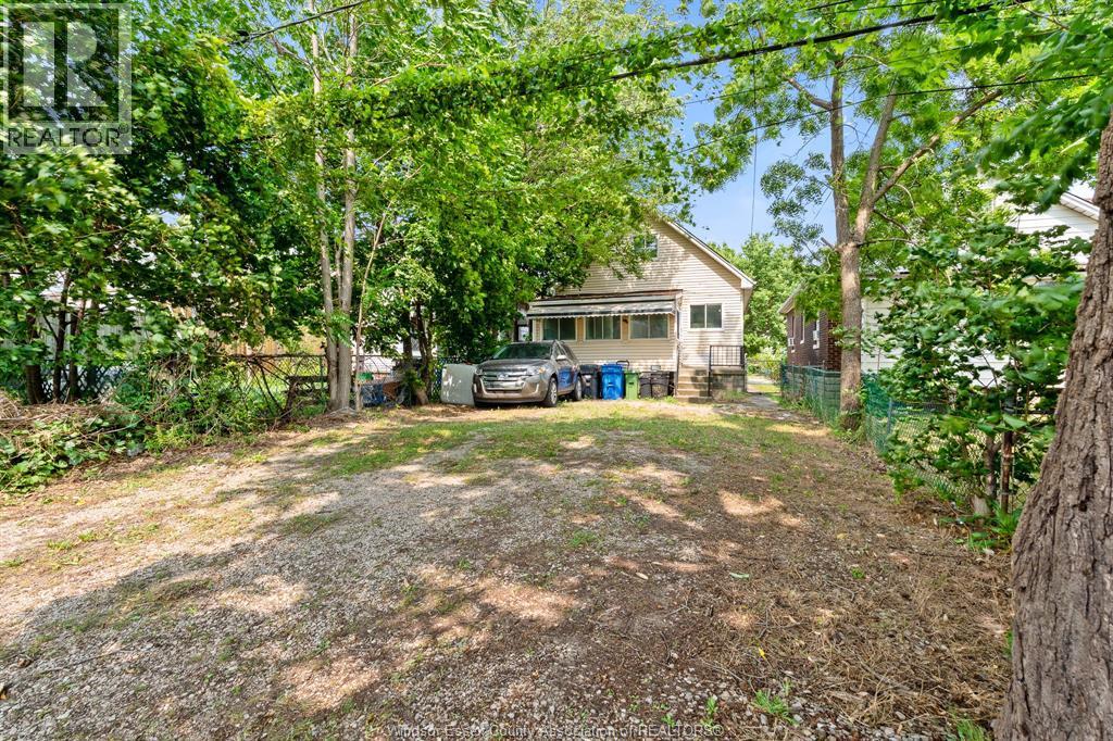 691 Randolph, Windsor, ON - Outdoor