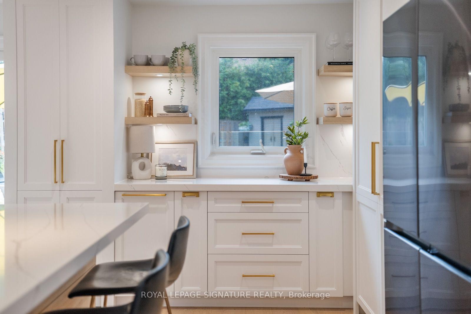 4194 Trellis Crescent, Mississauga, ON - Indoor