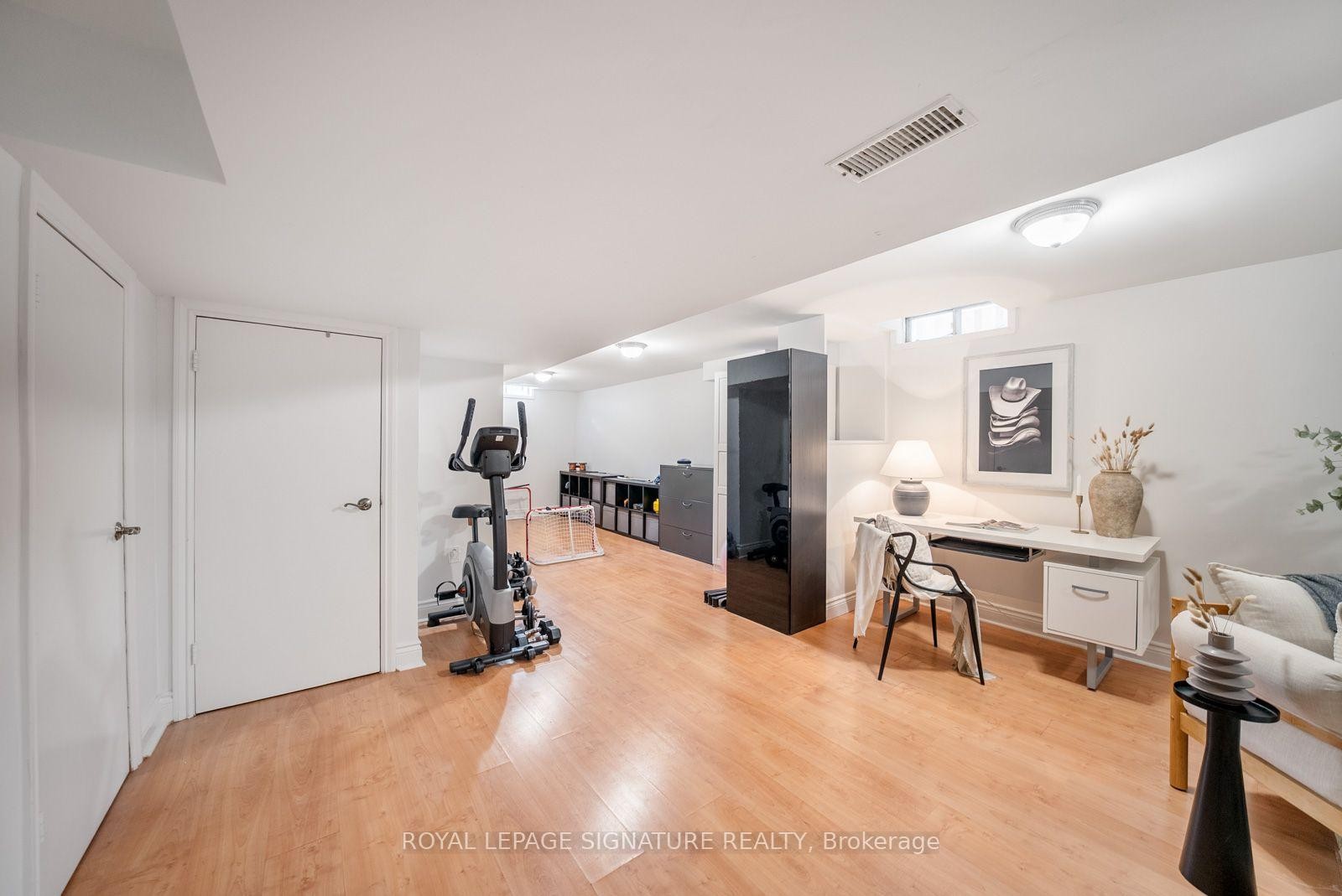 4194 Trellis Crescent, Mississauga, ON - Indoor