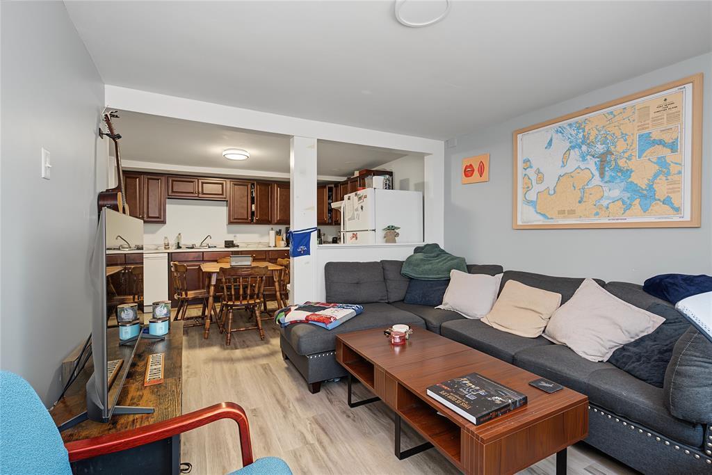 101 Bond Street, St John'S, NL - Indoor Photo Showing Living Room