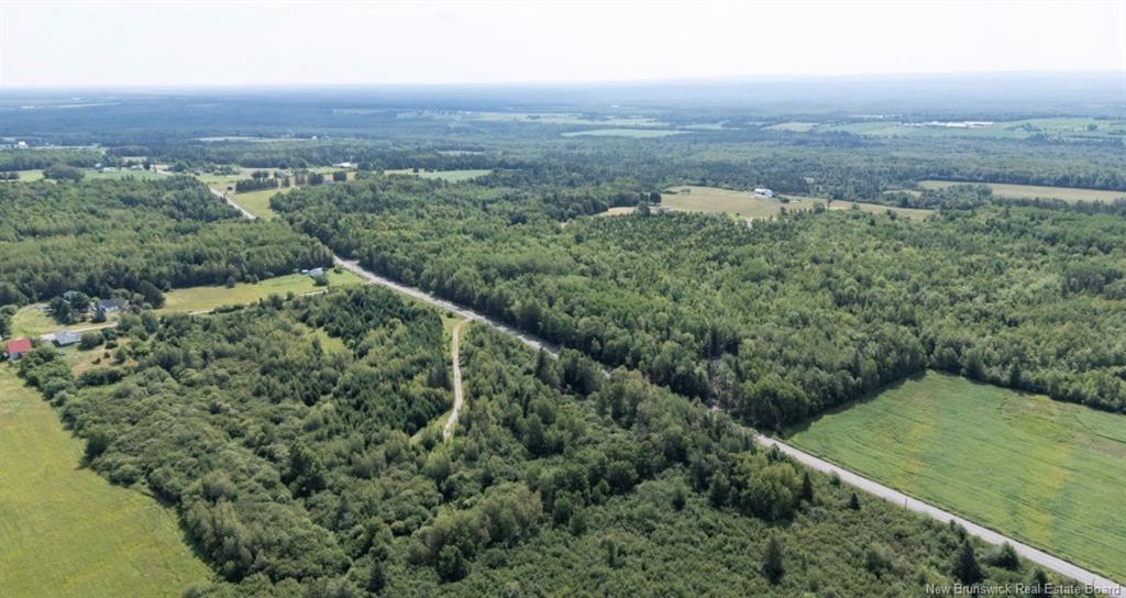 Lot Route 880, Lewis Mountain, NB