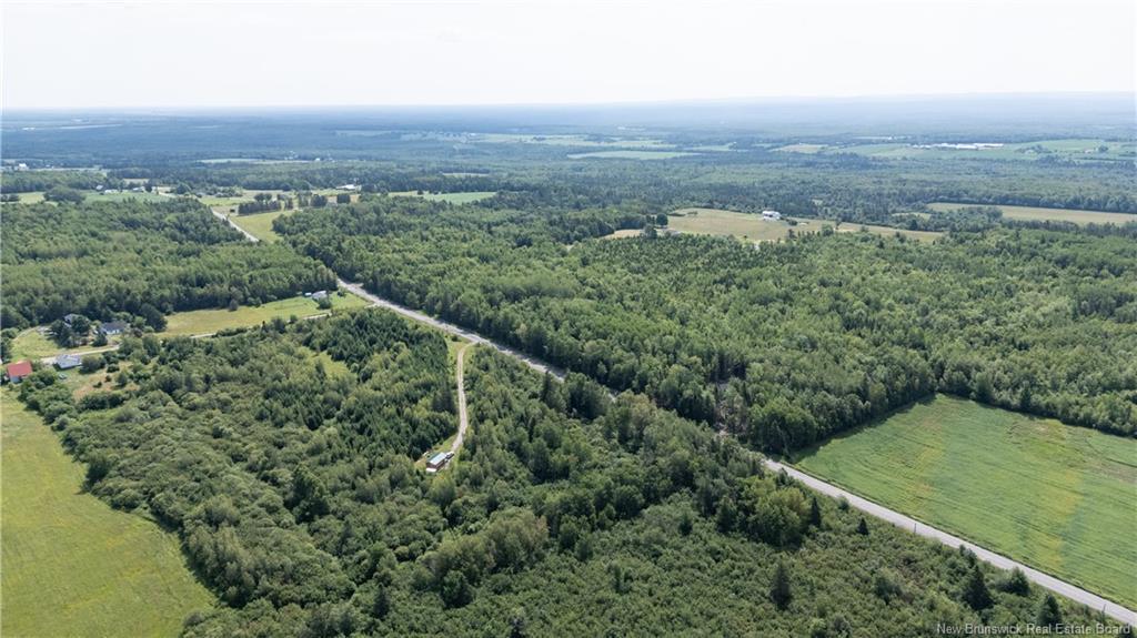 Lot Route 880, Lewis Mountain, NB