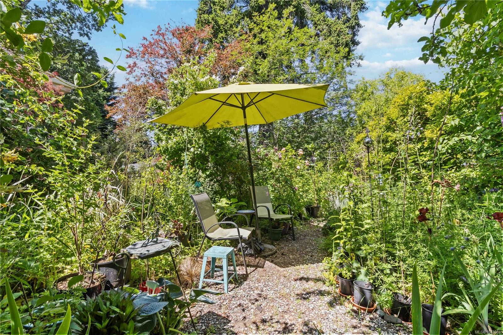 4155 North Rd, Saanich, BC