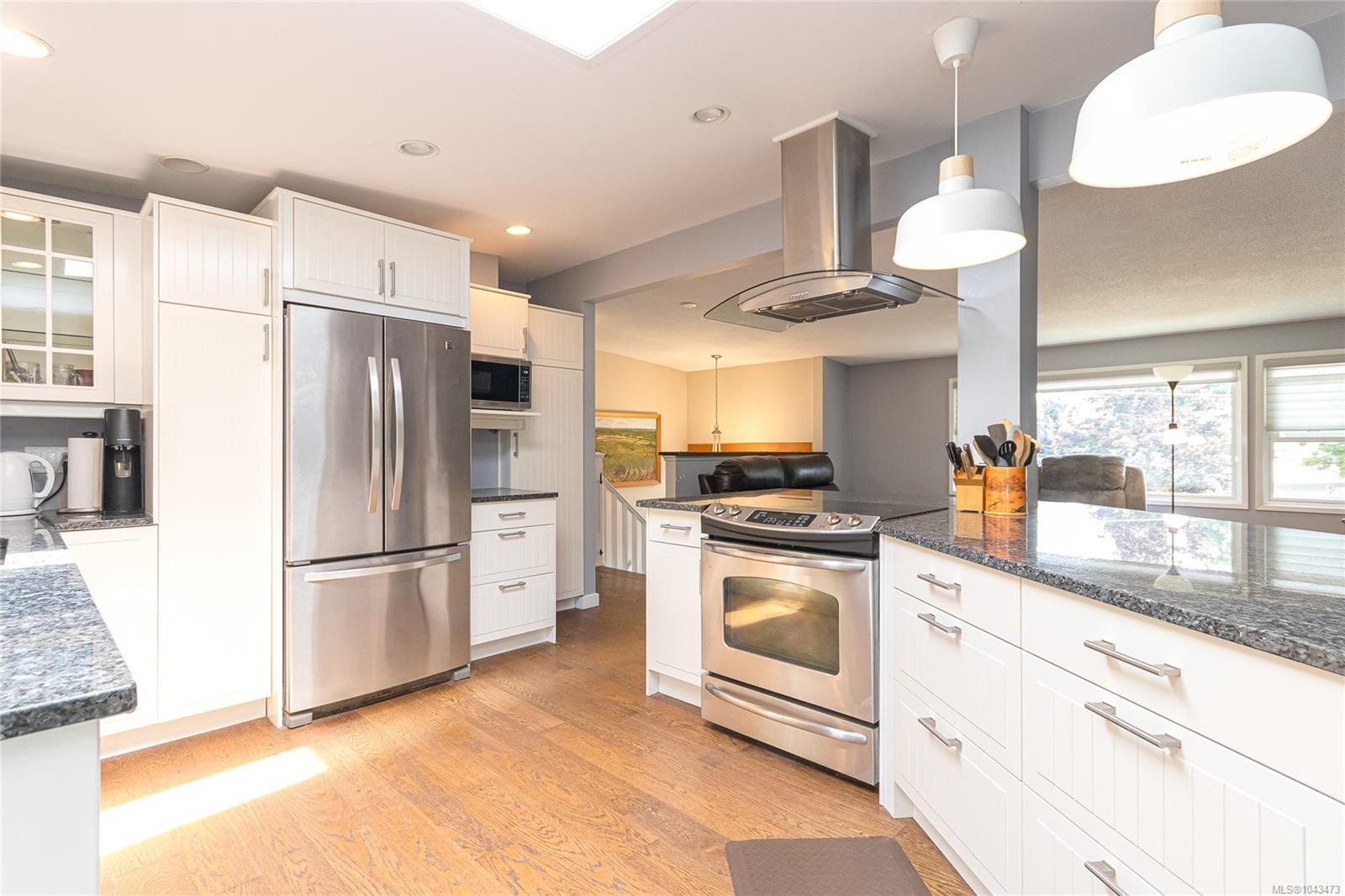 9480 Maryland Dr, Sidney, BC
