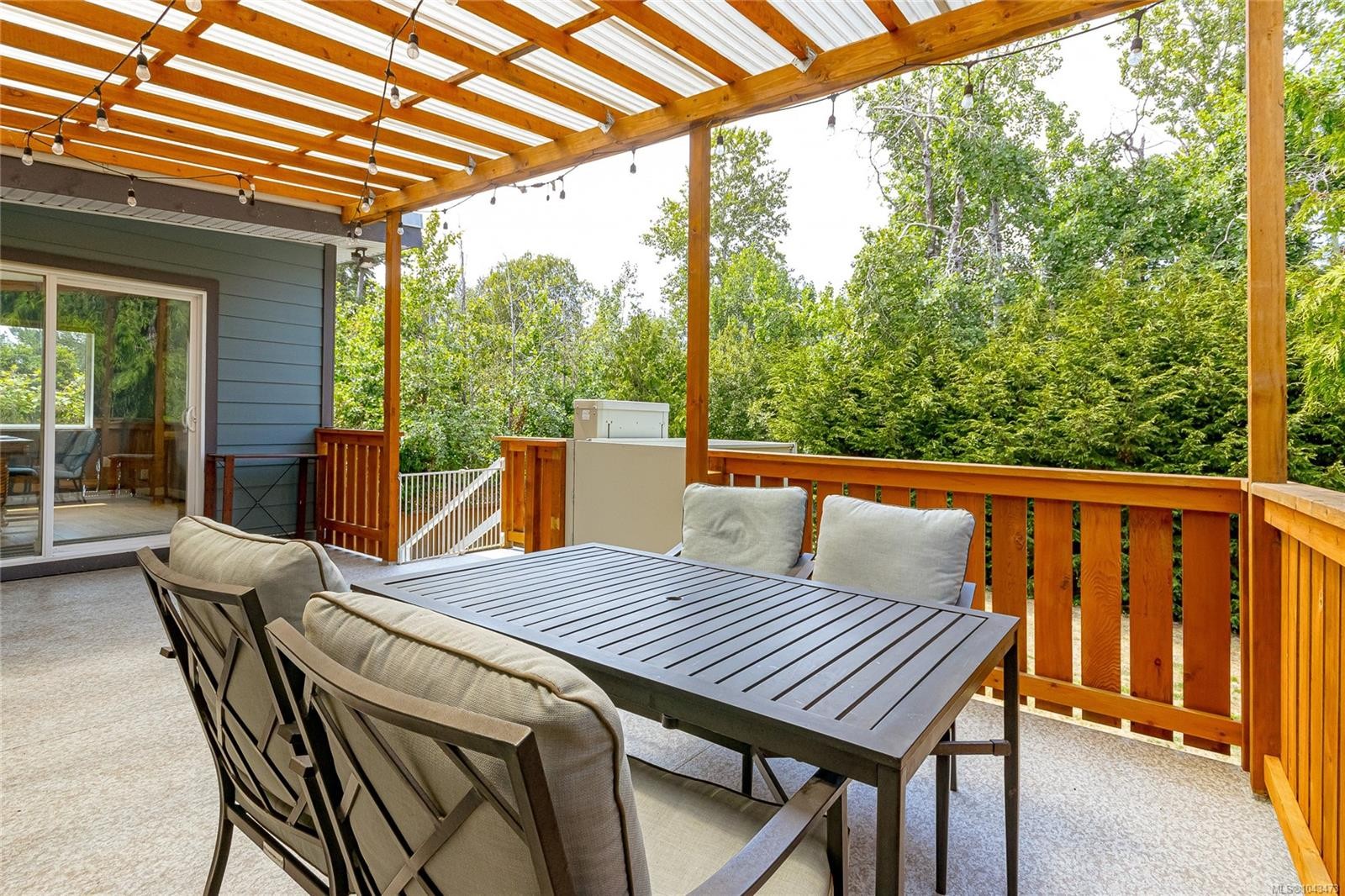 9480 Maryland Dr, Sidney, BC