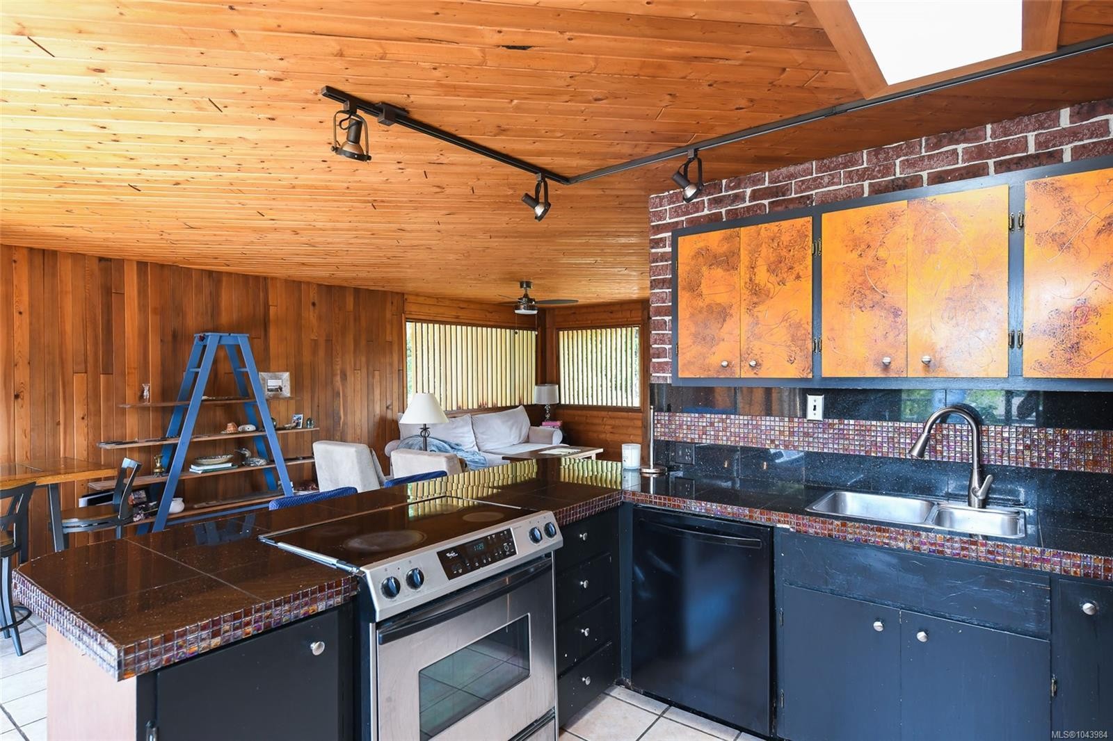 2178 Downey Ave, Comox, BC
