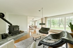 Salon - 