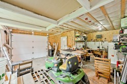 Garage - 