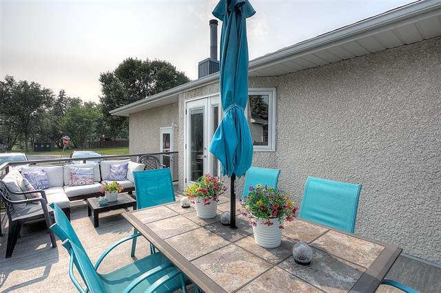 26 Bellemer Dr, Winnipeg, MB - Outdoor With Deck Patio Veranda With Exterior
