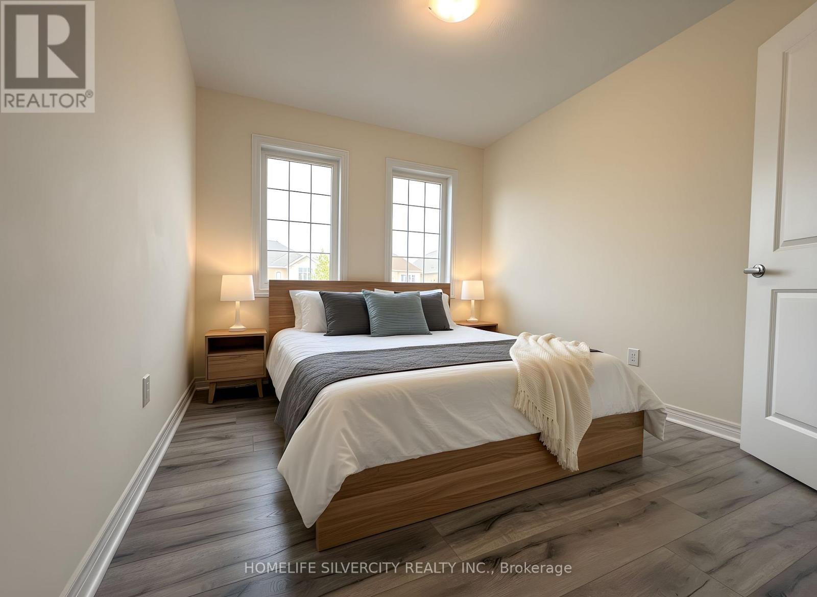 35 Sparkle Drive, Thorold, ON - Indoor Photo Showing Bedroom