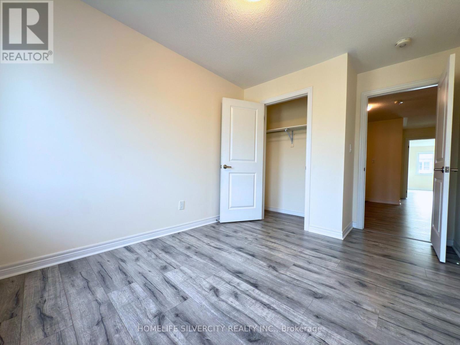 35 Sparkle Drive, Thorold, ON - Indoor Photo Showing Other Room