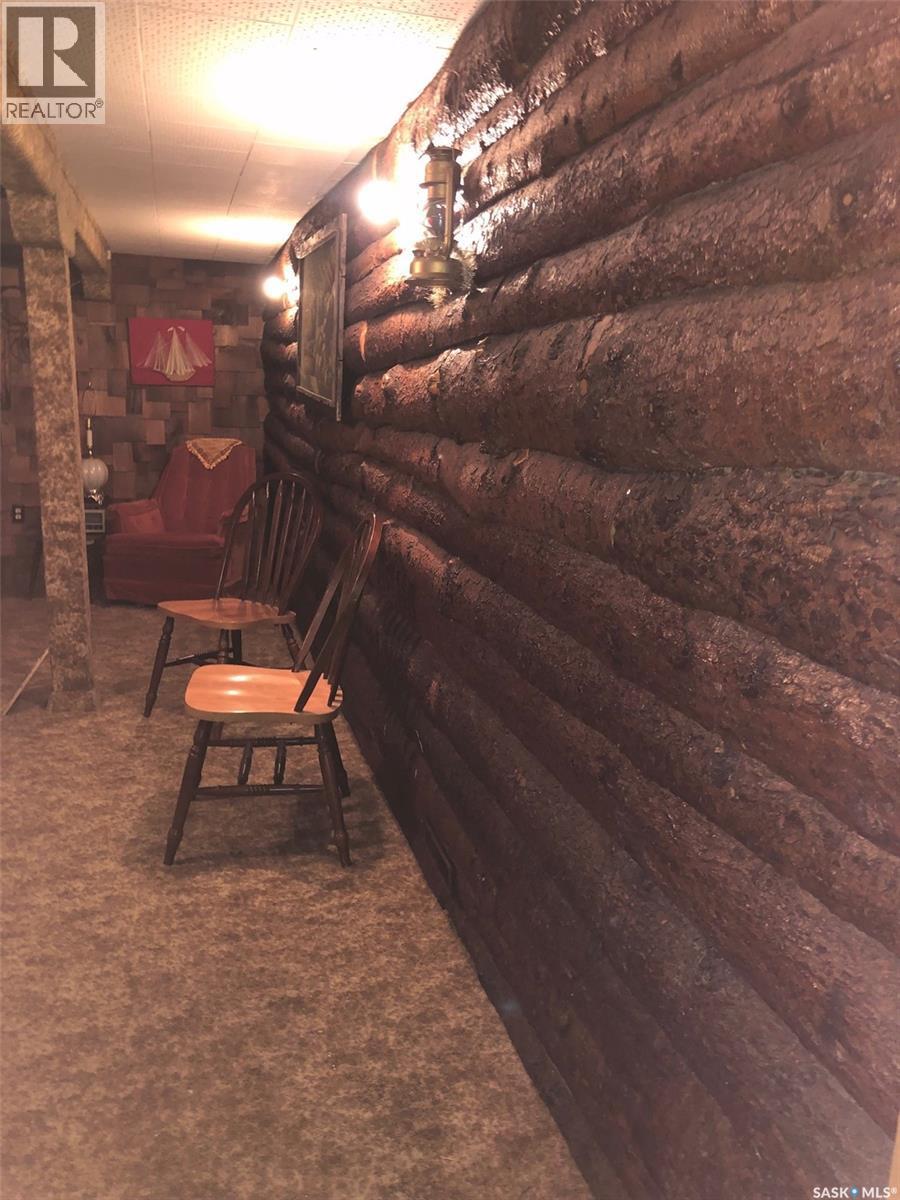 322 5Th Avenue E, Canora, SK - Photo Showing Other Room