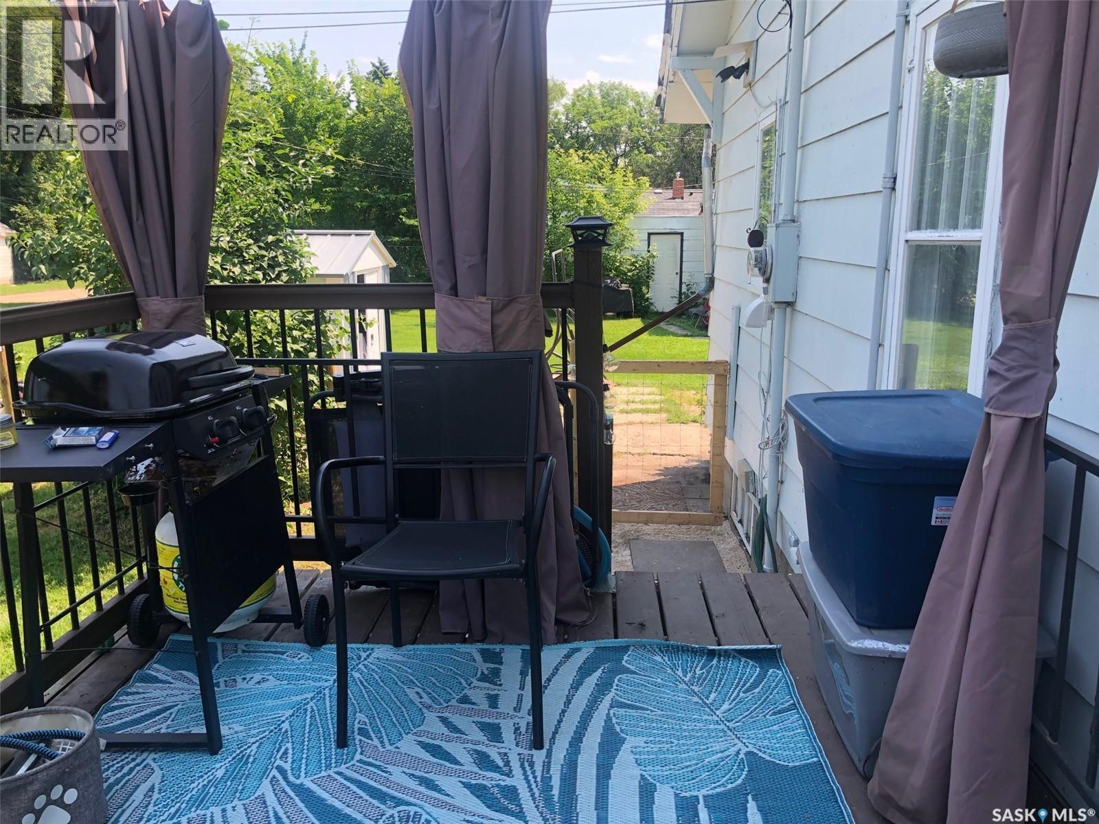 322 5Th Avenue E, Canora, SK - Outdoor With Deck Patio Veranda With Exterior