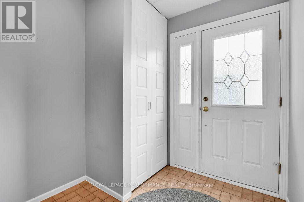 67 Ramsgate Private, Ottawa, ON - Indoor Photo Showing Other Room