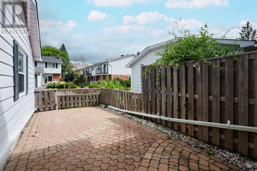 67 Ramsgate Private, Ottawa, ON - Outdoor With Exterior