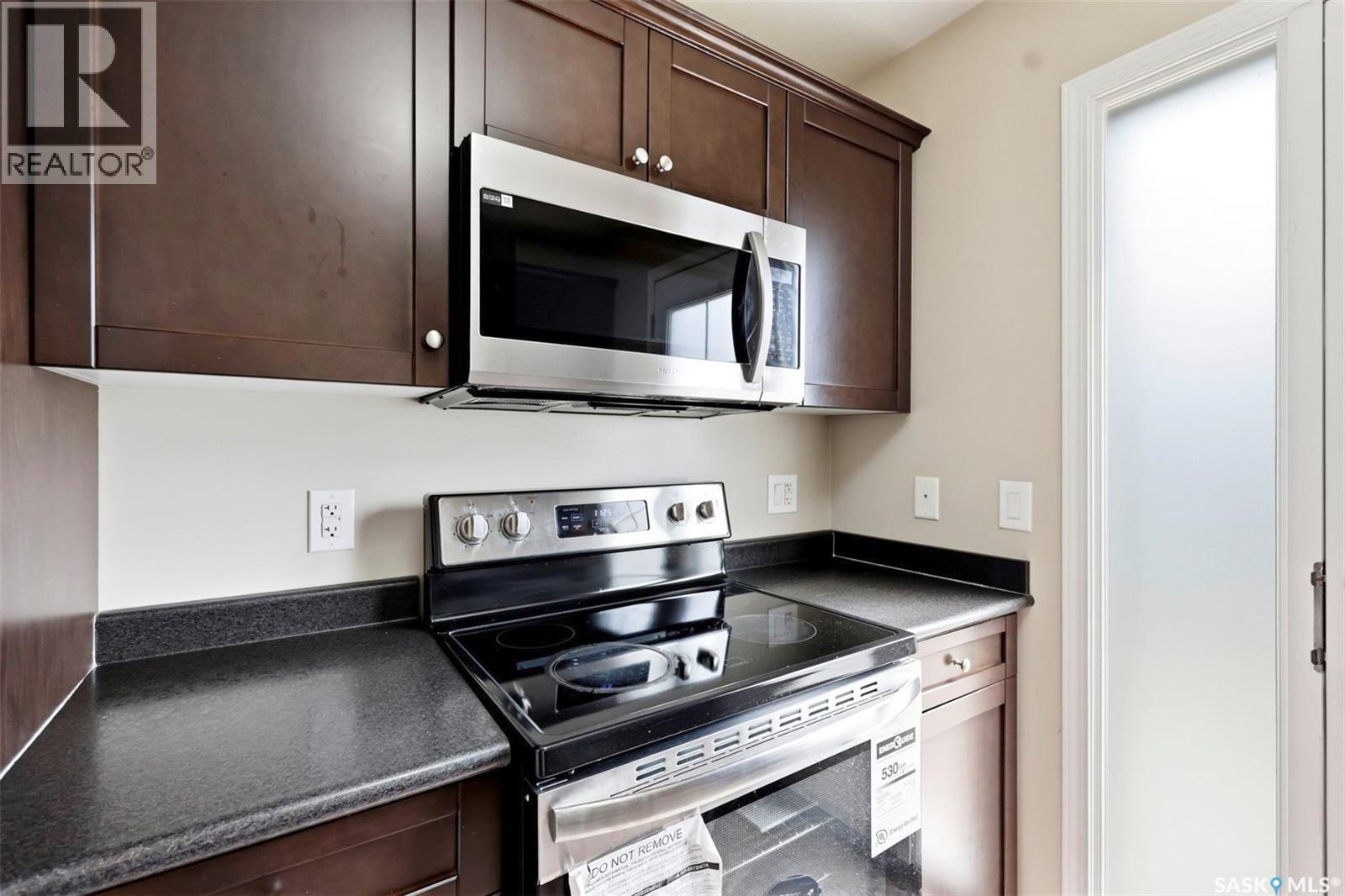 539 150 Langlois Way, Saskatoon, SK - Indoor Photo Showing Kitchen