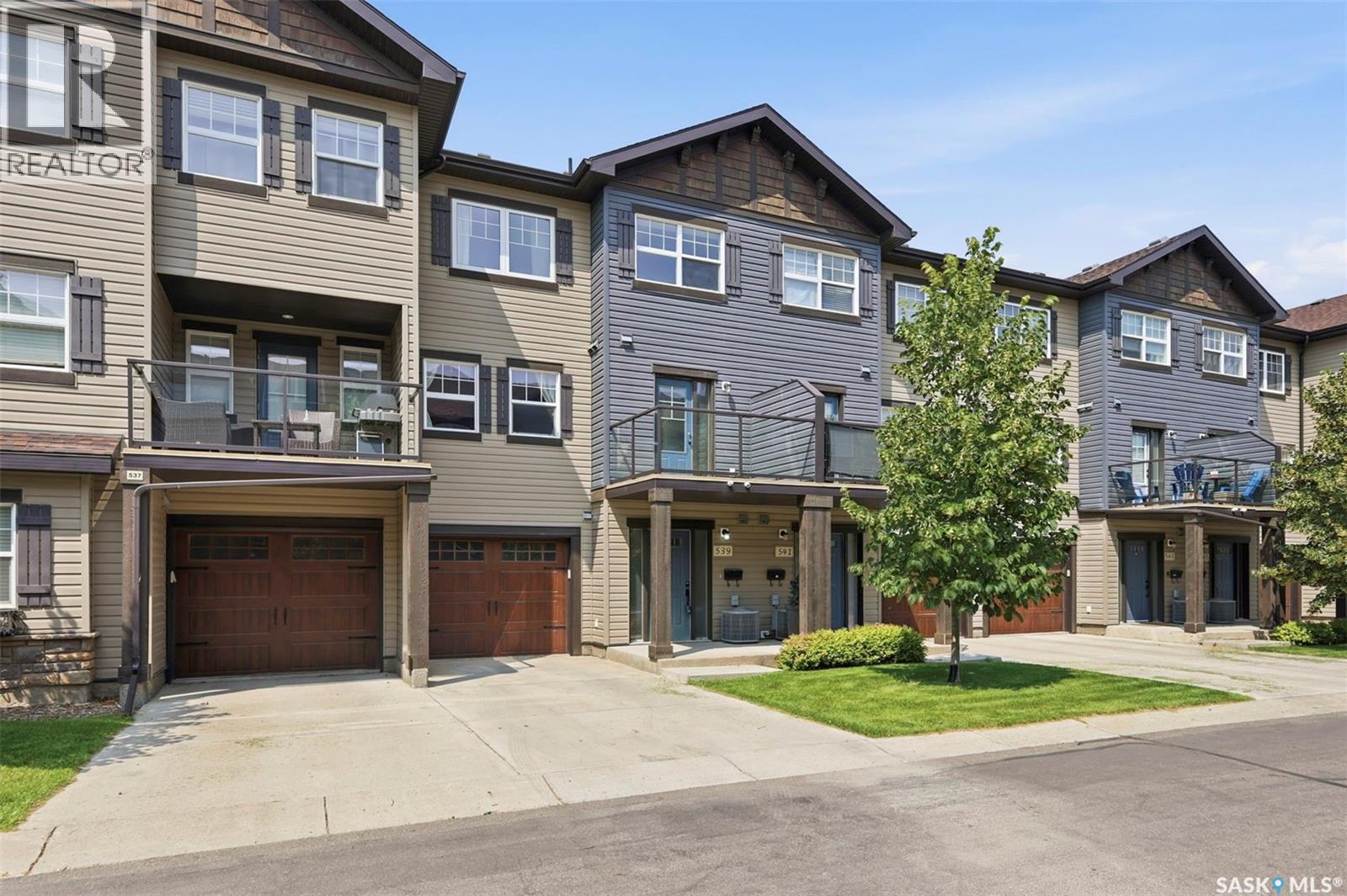 539 150 Langlois Way, Saskatoon, SK - Outdoor With Balcony With Facade