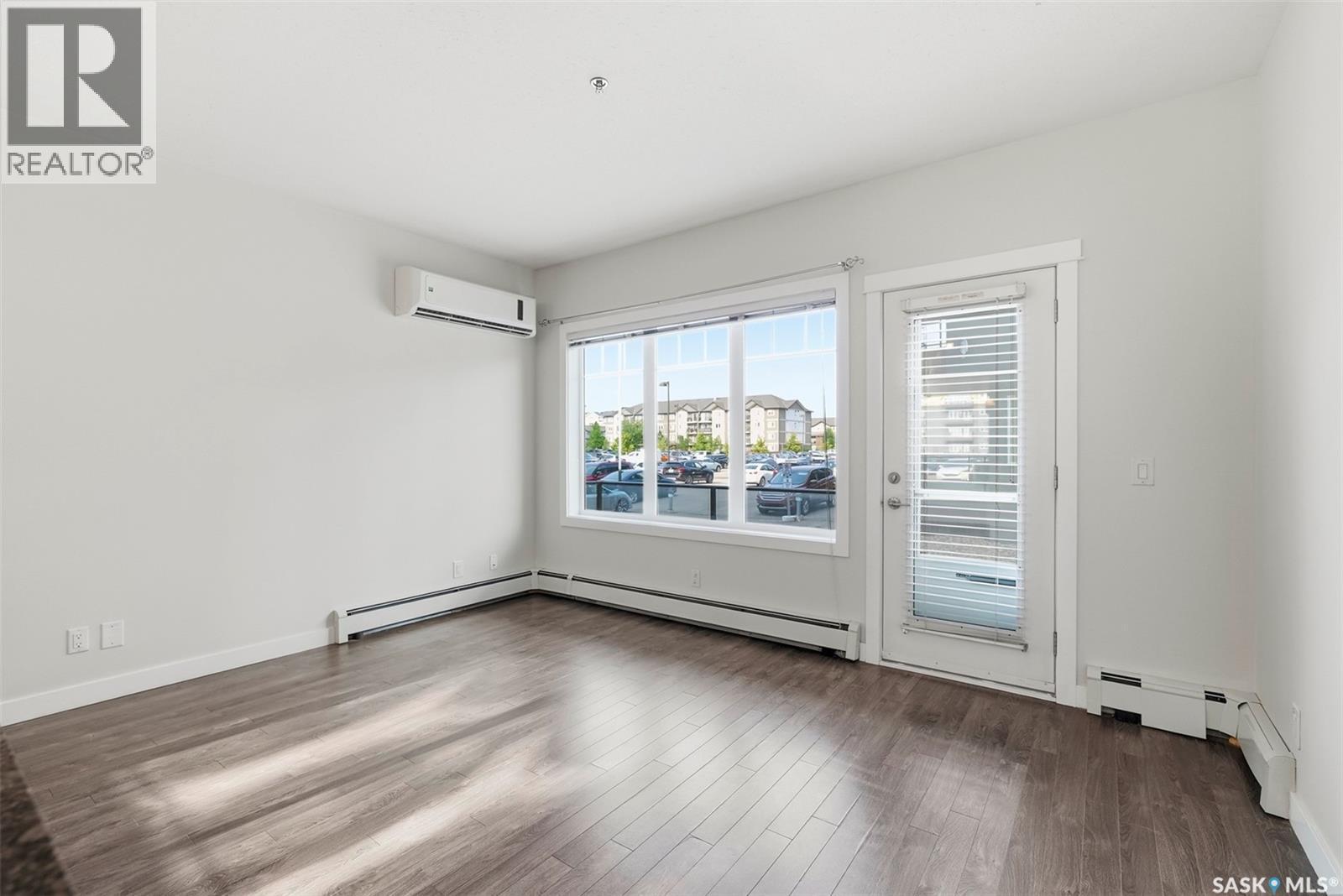 104 714 Hart Road, Saskatoon, SK - Indoor Photo Showing Other Room