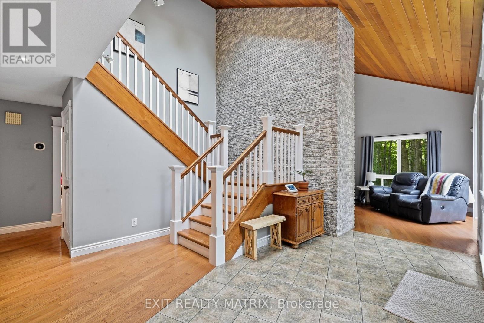 1634 Lucien Street, Champlain, ON - Indoor Photo Showing Other Room