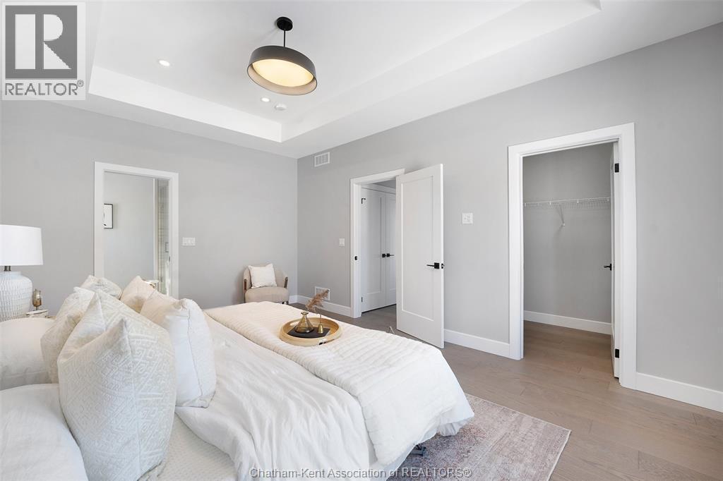 76 Bloomington Way, Chatham, ON - Indoor Photo Showing Bedroom