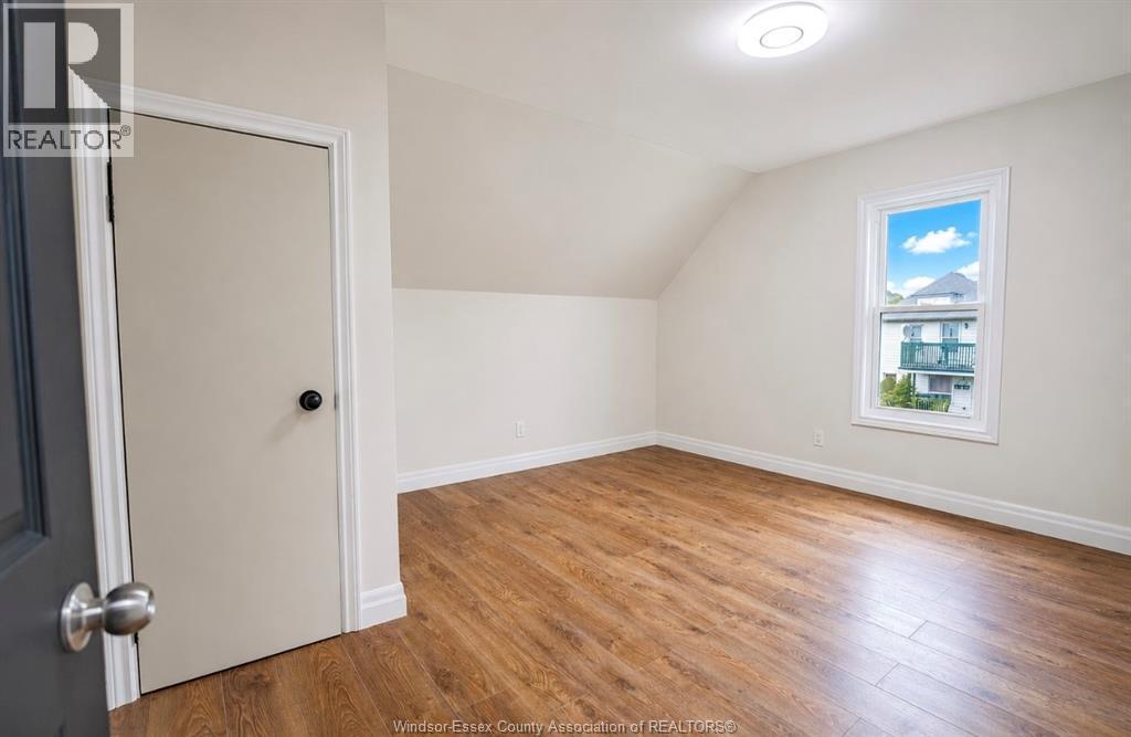 859 Pierre, Windsor, ON - Indoor Photo Showing Other Room
