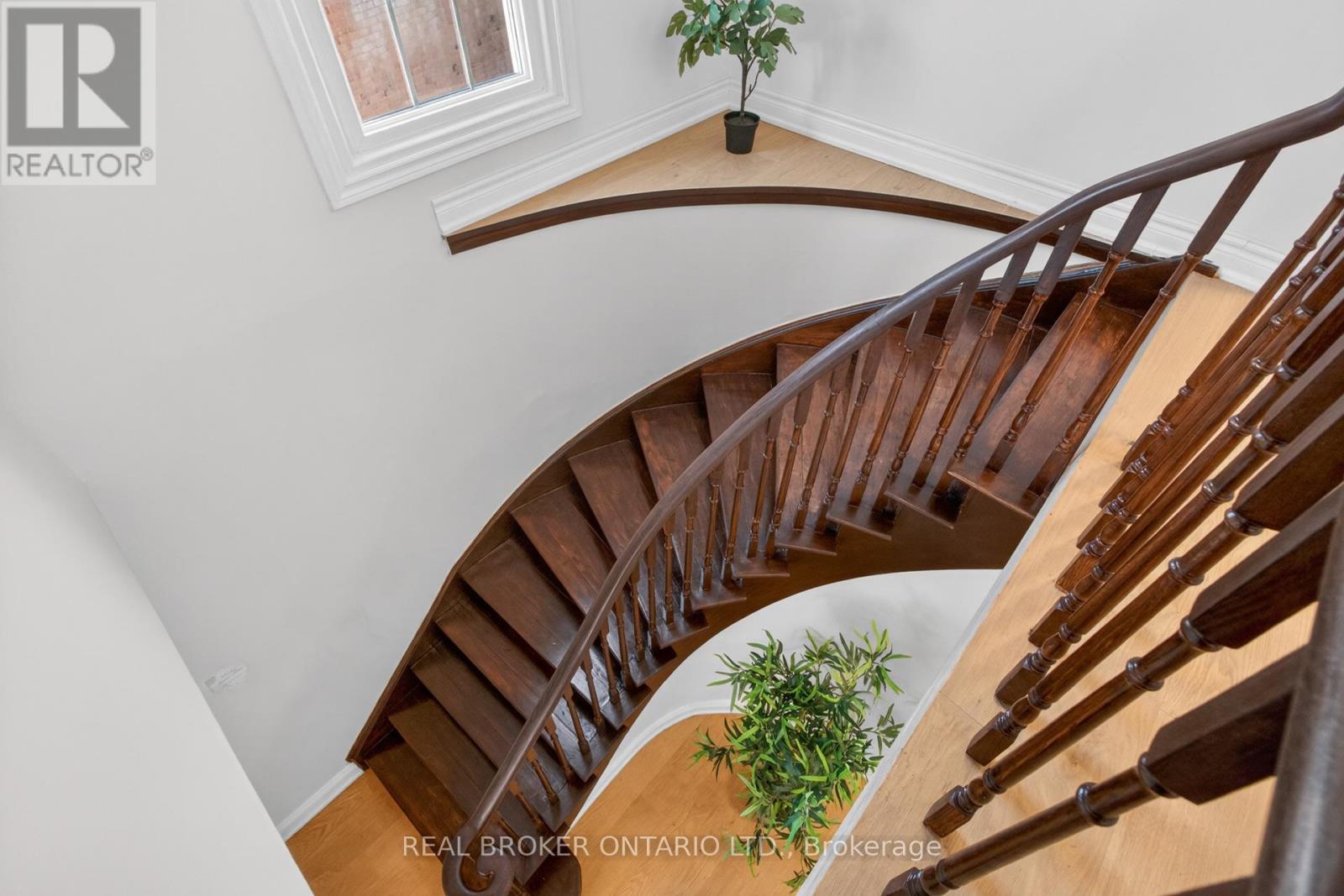 4326 Waterford Crescent, Mississauga, ON - Indoor Photo Showing Other Room