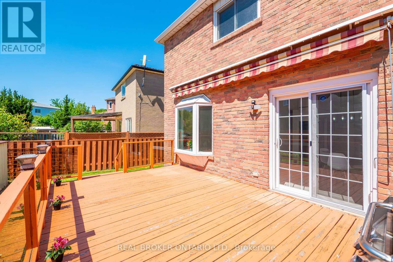 4326 Waterford Crescent, Mississauga, ON - Outdoor With Deck Patio Veranda With Exterior