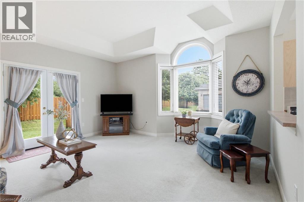 21 Cathy Drive, Mount Hope, ON - Indoor