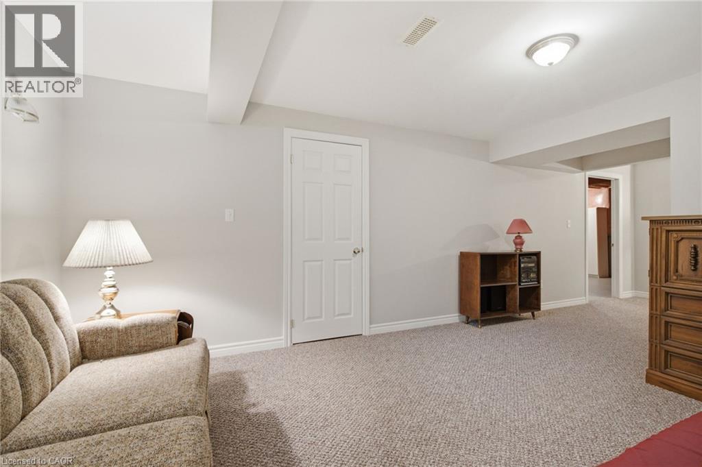 21 Cathy Drive, Mount Hope, ON - Indoor