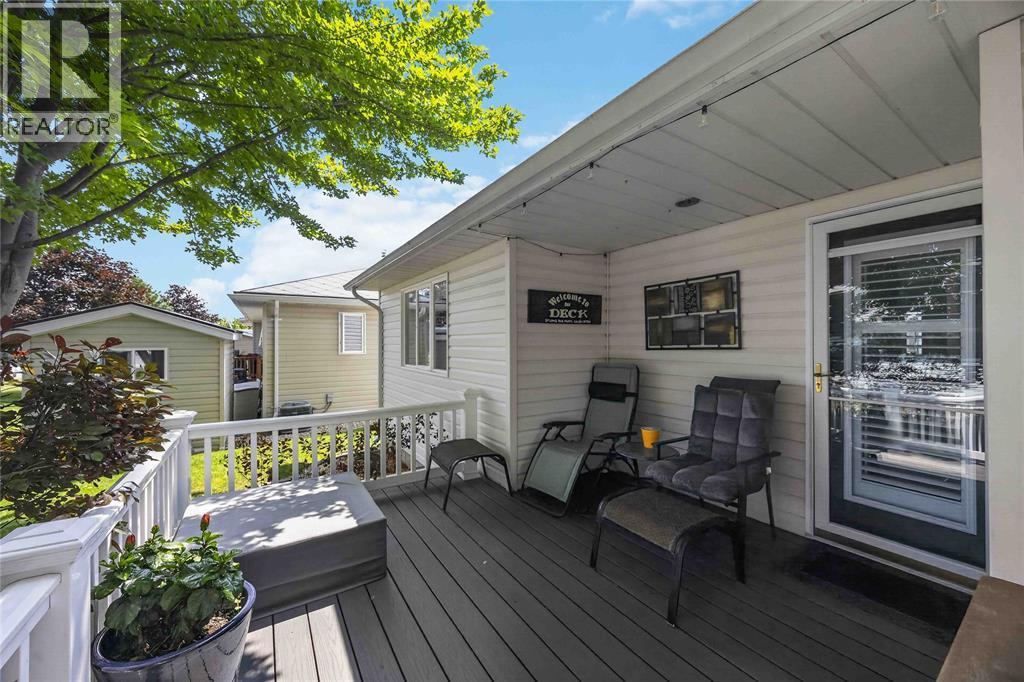 5700 Blackwell Sideroad Unit# 367, Sarnia, ON - Outdoor With Deck Patio Veranda