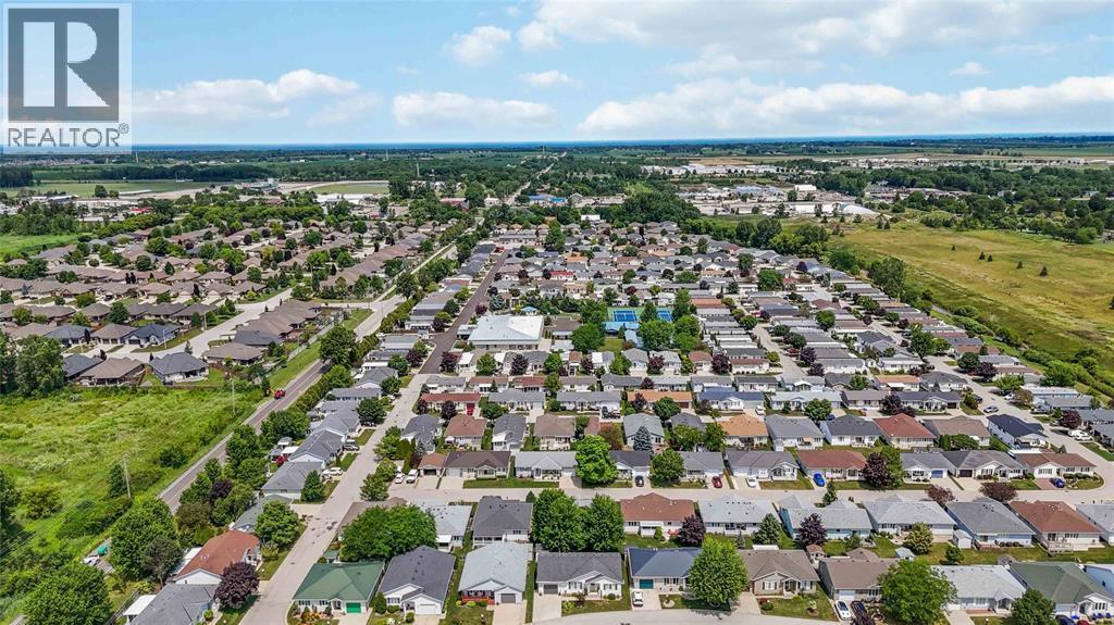 5700 Blackwell Sideroad Unit# 367, Sarnia, ON - Outdoor With View