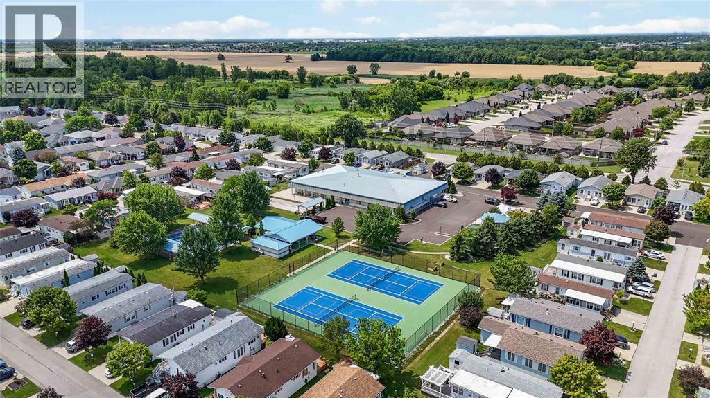 5700 Blackwell Sideroad Unit# 367, Sarnia, ON - Outdoor With View