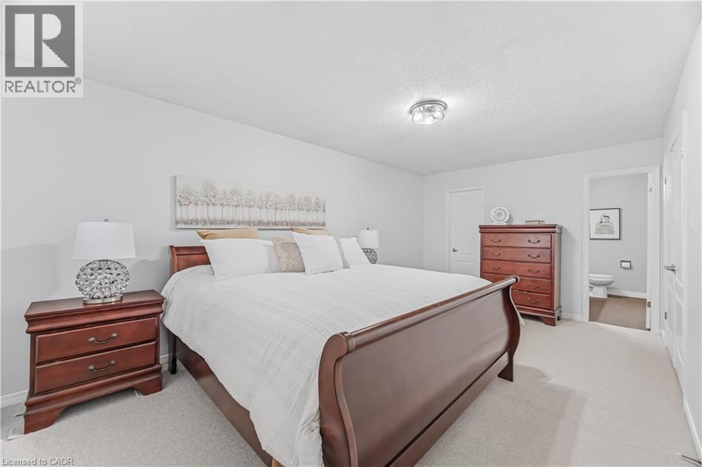 3332 Testimony Square, Mississauga, ON - Indoor Photo Showing Bedroom