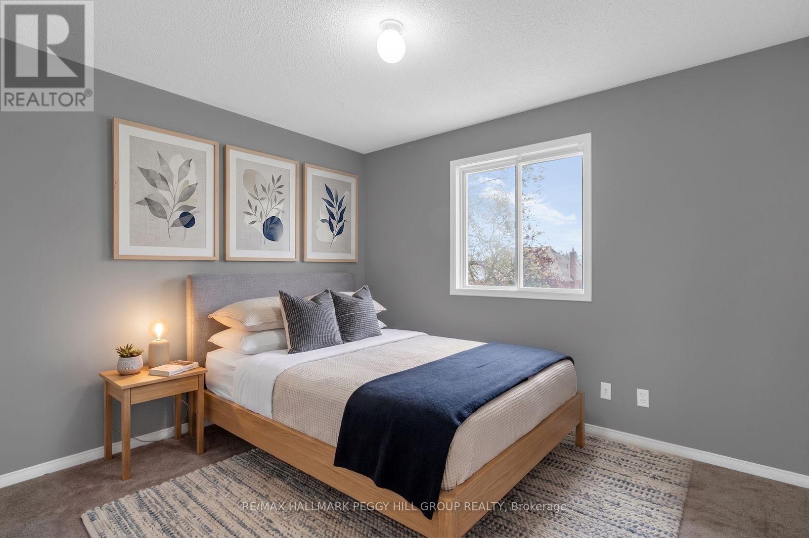 42 Kell Place, Barrie, ON - Indoor Photo Showing Bedroom