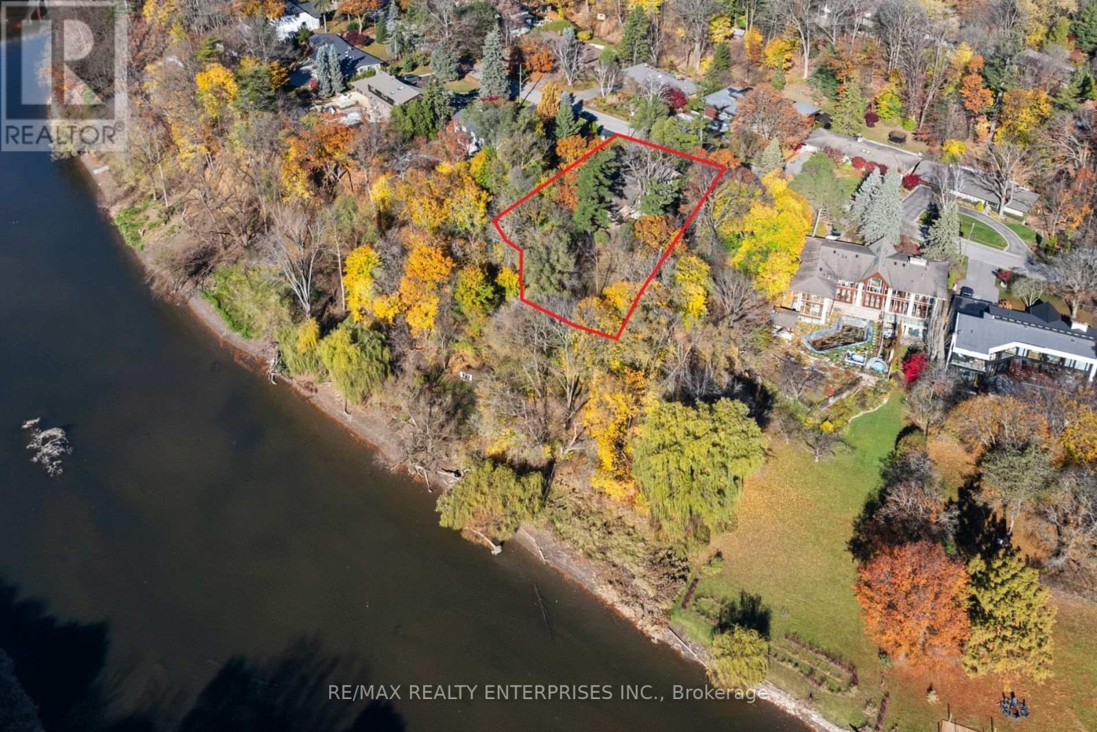 1520 Pinetree Crescent, Mississauga, ON - Outdoor With Body Of Water With View